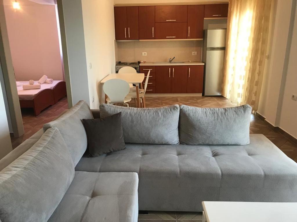 Stunning Sea View Apartments סרנדה מראה חיצוני תמונה