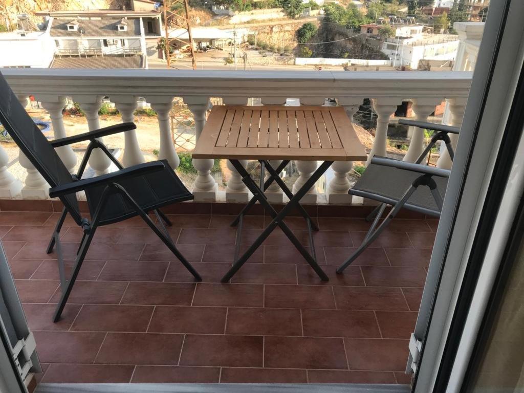 Stunning Sea View Apartments סרנדה מראה חיצוני תמונה